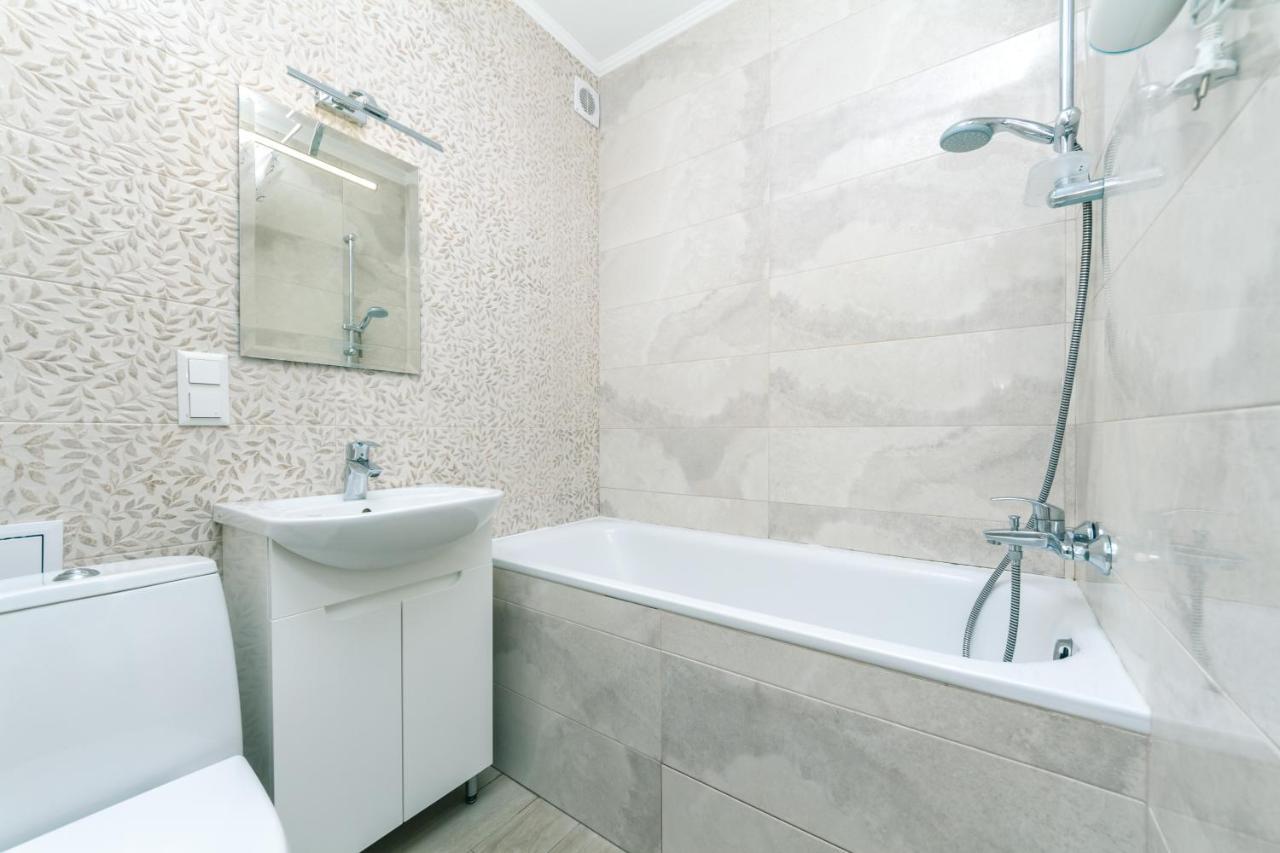 New Apartment On Starokyivska 1/5 エクステリア 写真